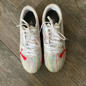 Kids puma matryxpro puma soccer cleats